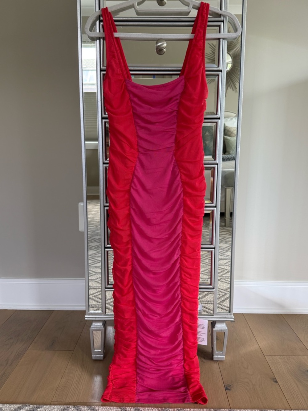 NWT ASOS DESIGN - Pink and Red Ruched Bodycon Midi Dress - Picture 3 of 9